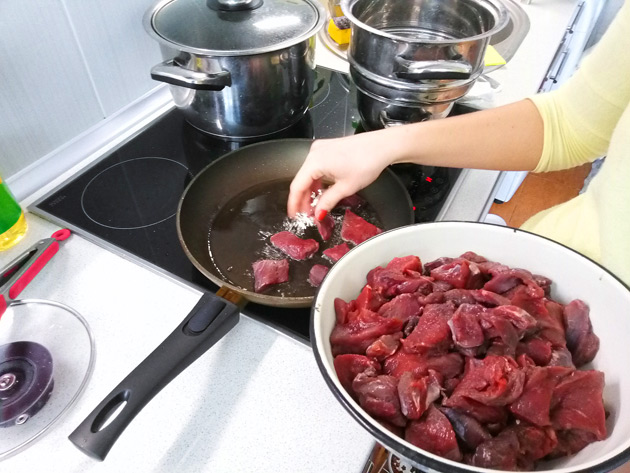 Рецепт приготовления рагу из оленины